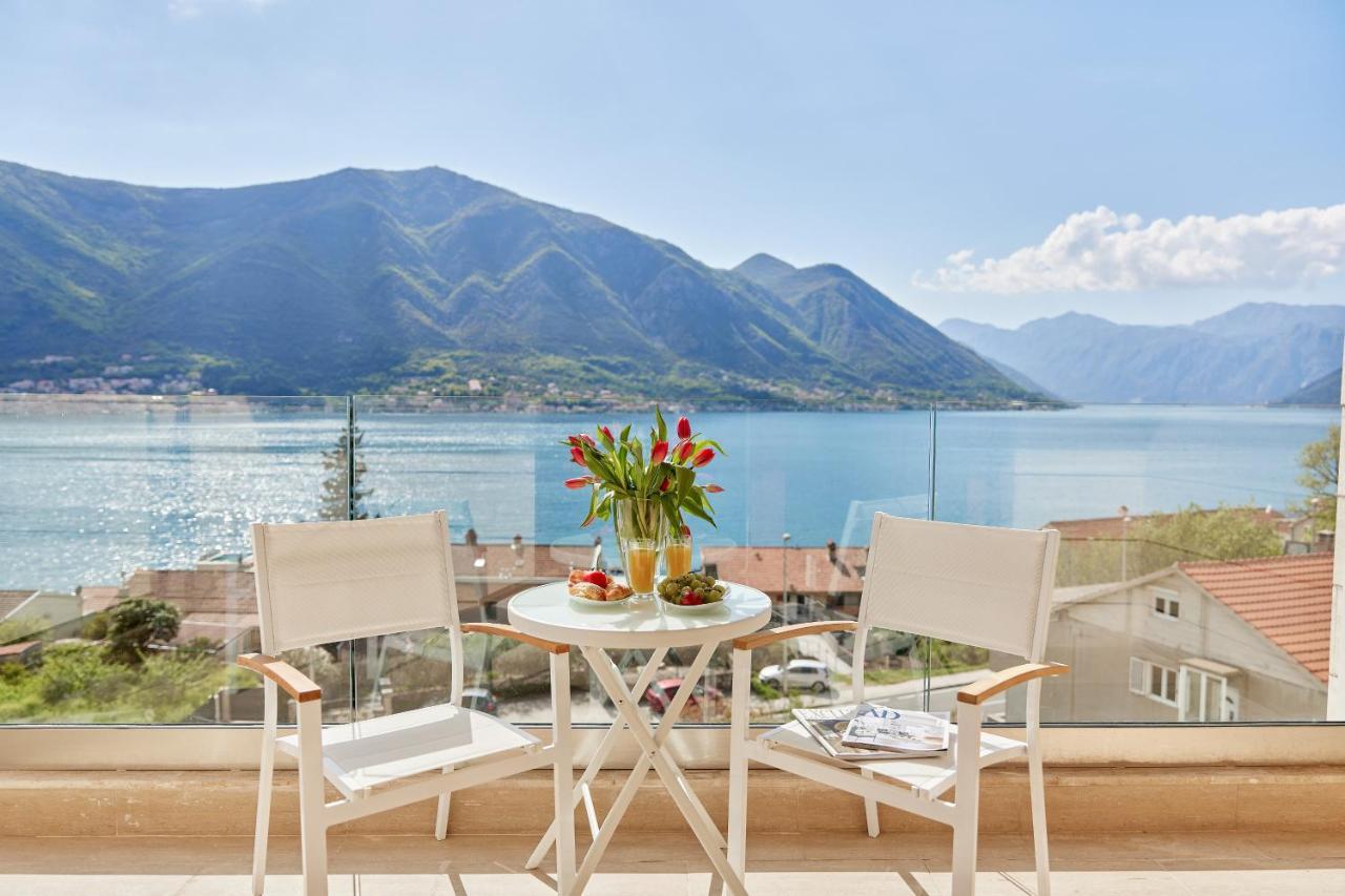 Apartment Noa With Sea View Kotor Extérieur photo