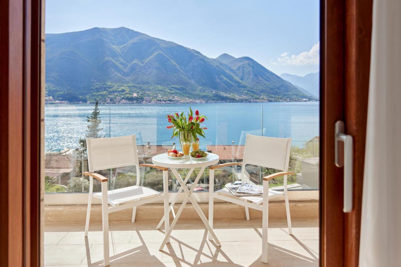 Apartment Noa With Sea View Kotor Extérieur photo