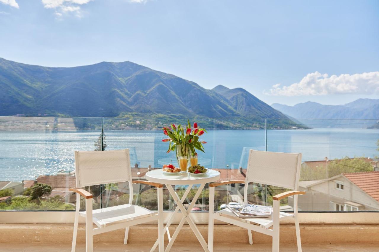 Apartment Noa With Sea View Kotor Extérieur photo